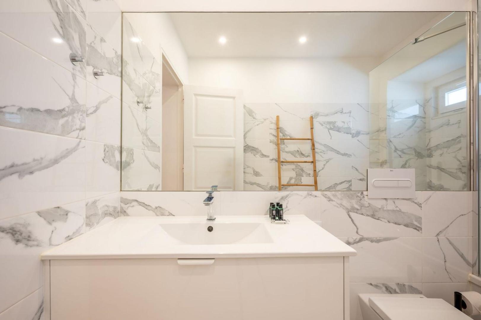 Guestready - Bright And Airy Retreat Apartment